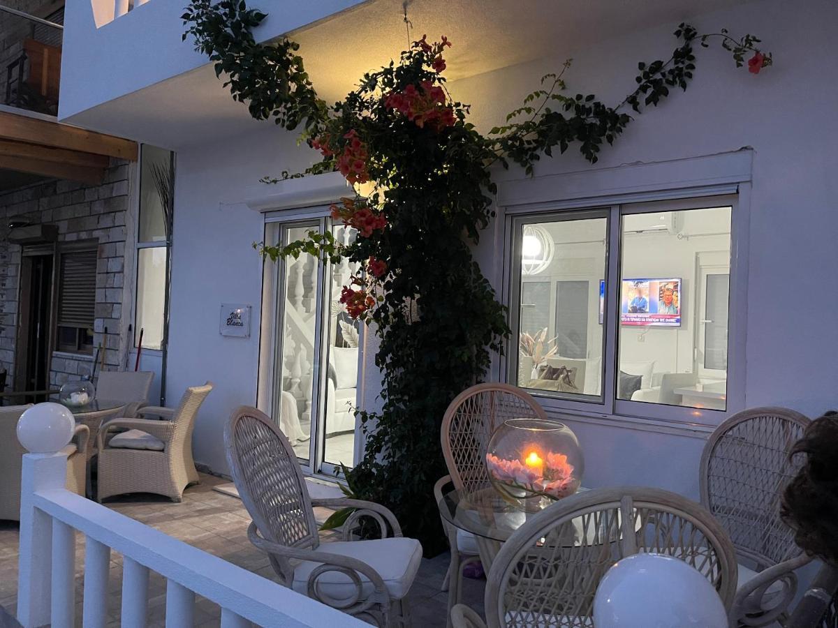 Villa Blanca Хараки Екстериор снимка