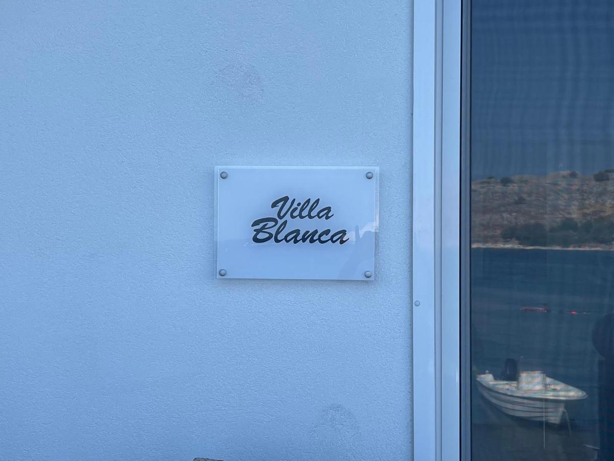Villa Blanca Хараки Екстериор снимка