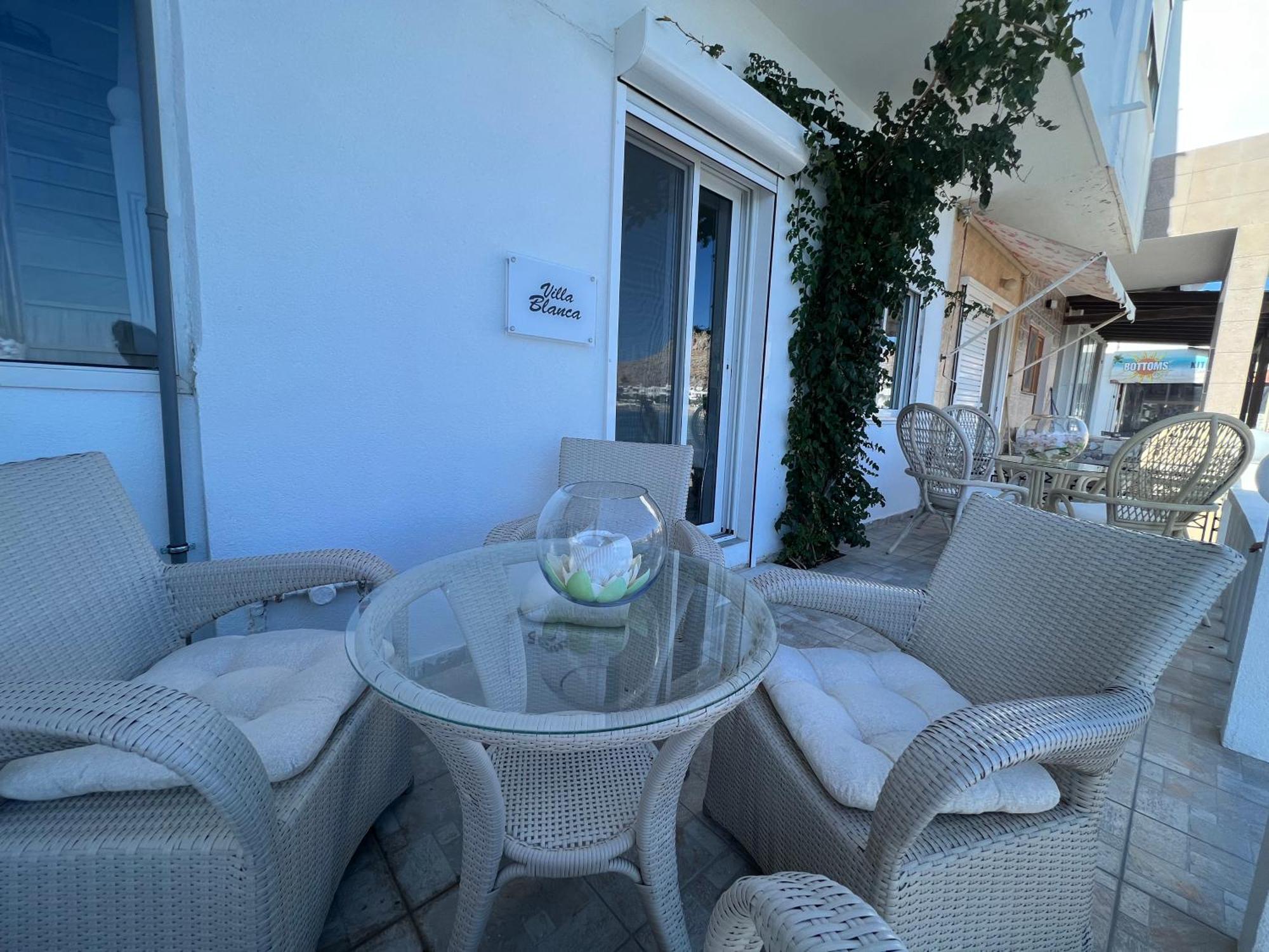 Villa Blanca Хараки Екстериор снимка