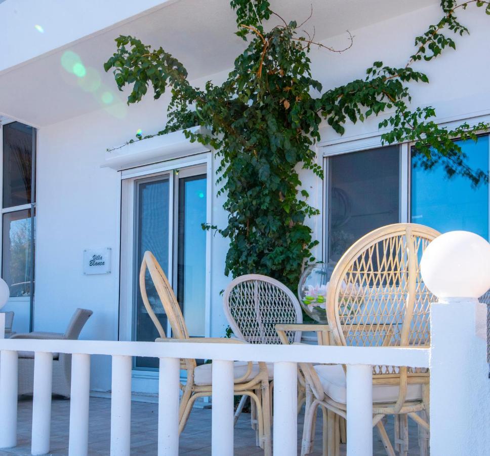 Villa Blanca Хараки Екстериор снимка