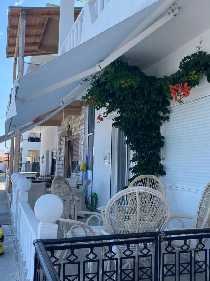 Villa Blanca Хараки Екстериор снимка